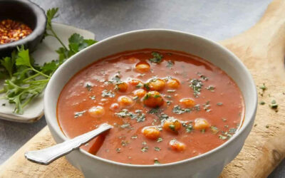 Rauchige Tomatensuppe mit Kichererbsen